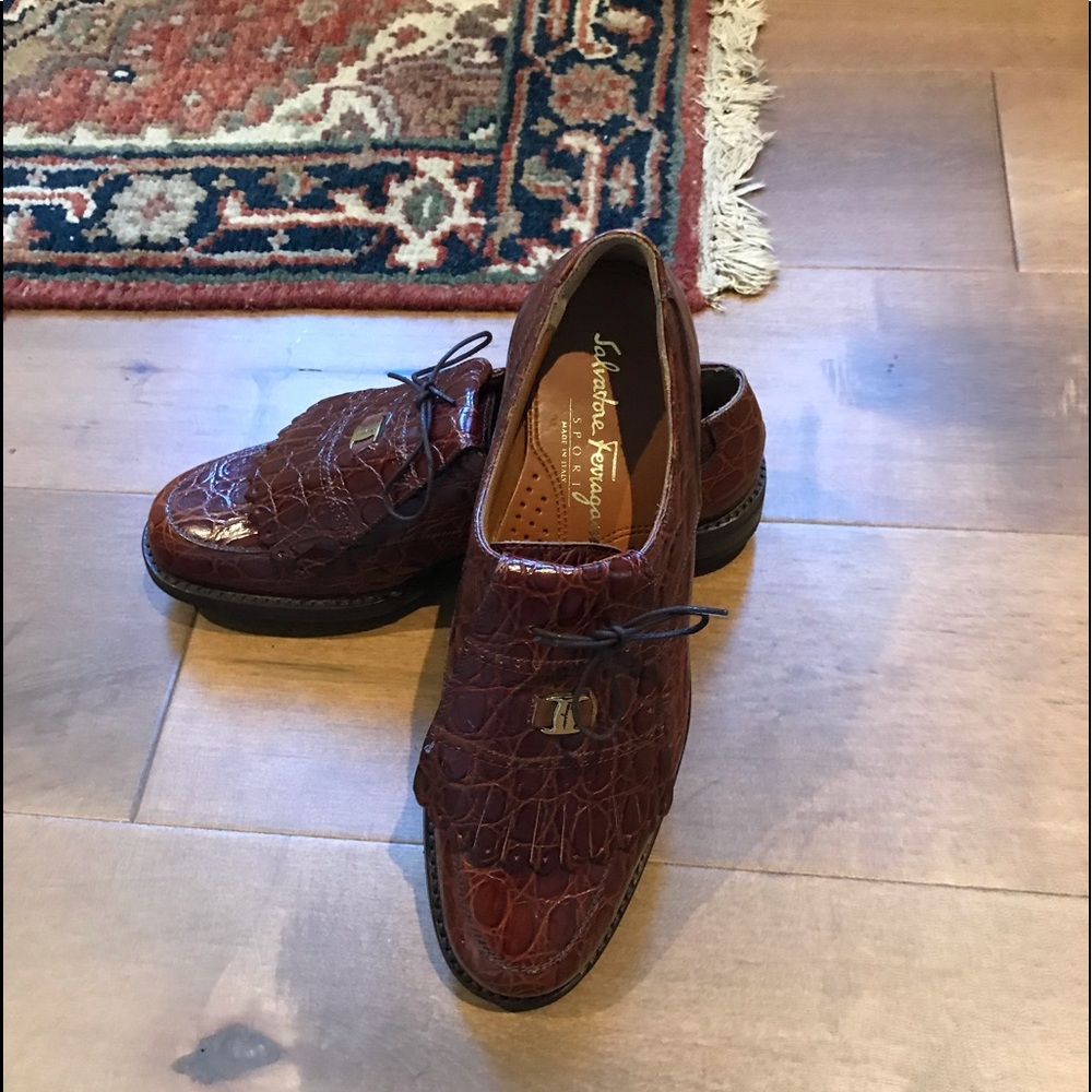 Ferragamo Crocodile Women’s Golf Shoes